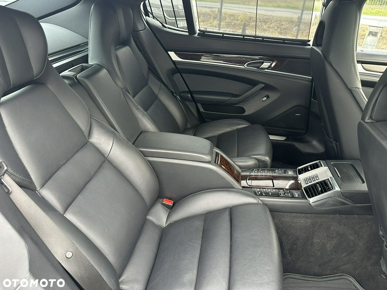 Porsche Panamera Turbo Executive - 39