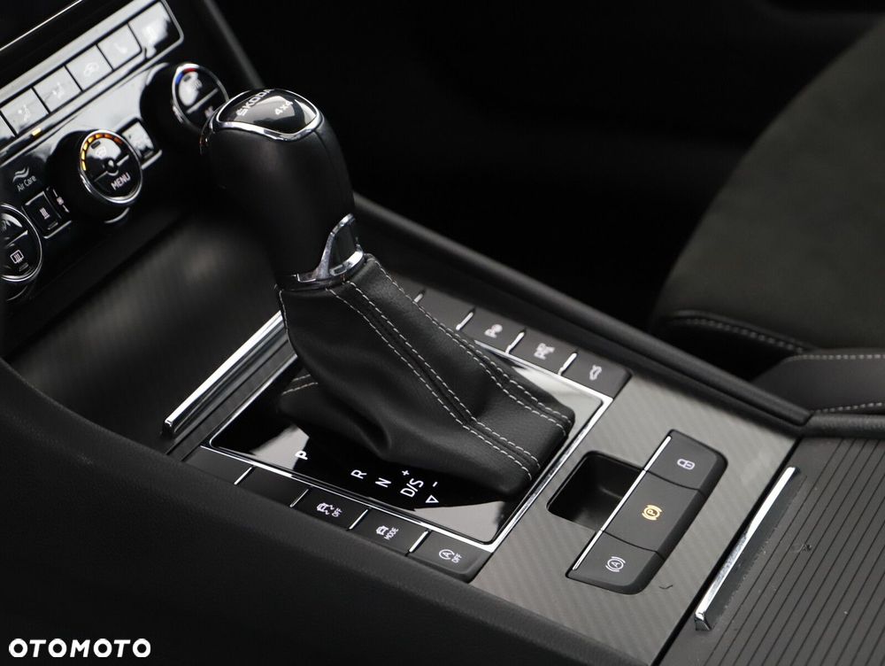 Skoda Superb - 11