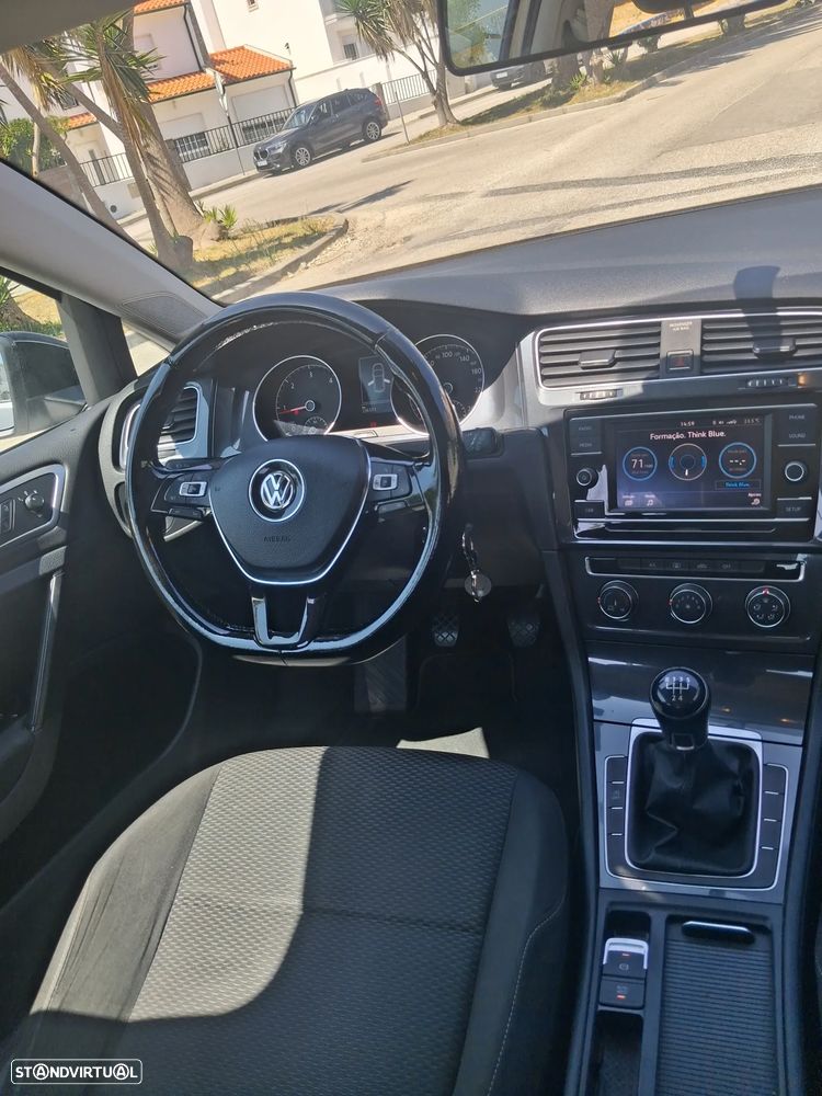 VW Golf 1.6 TDI R-Line - 7