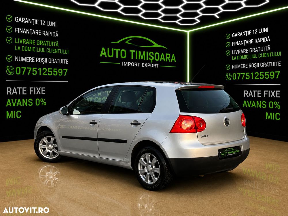 Volkswagen Golf - 3
