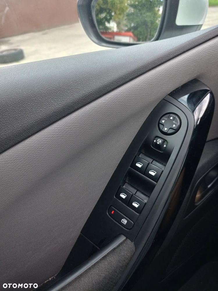 Citroën C4 Picasso 1.2 PureTech Shine S&S - 11