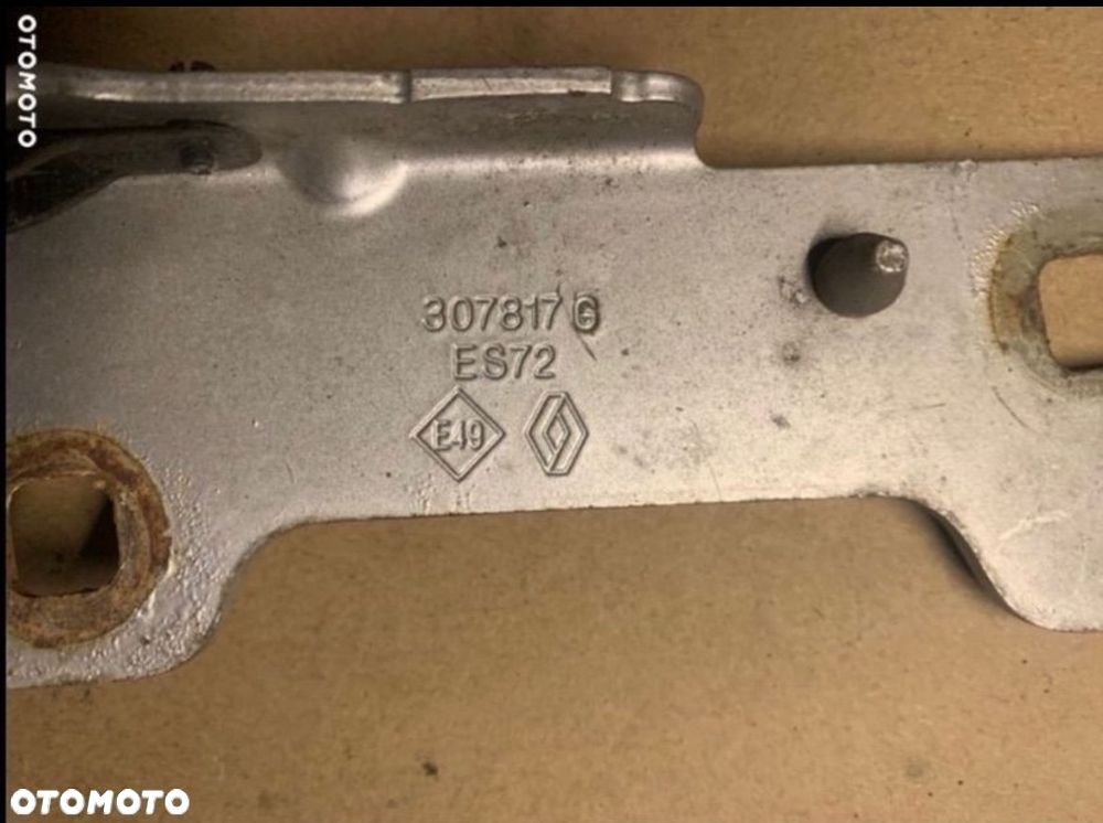 307817G , 307816H Zawias maski lewy lub prawy Renault Clio III 3 - 3