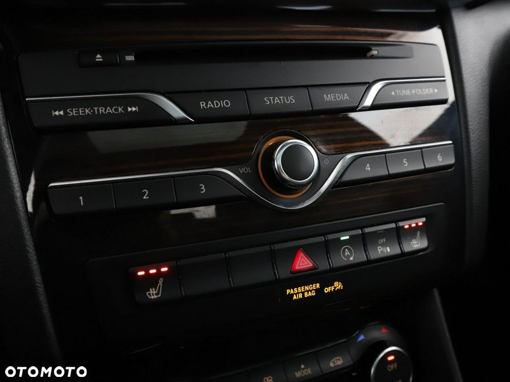 Infiniti Q30 1.5d - 27