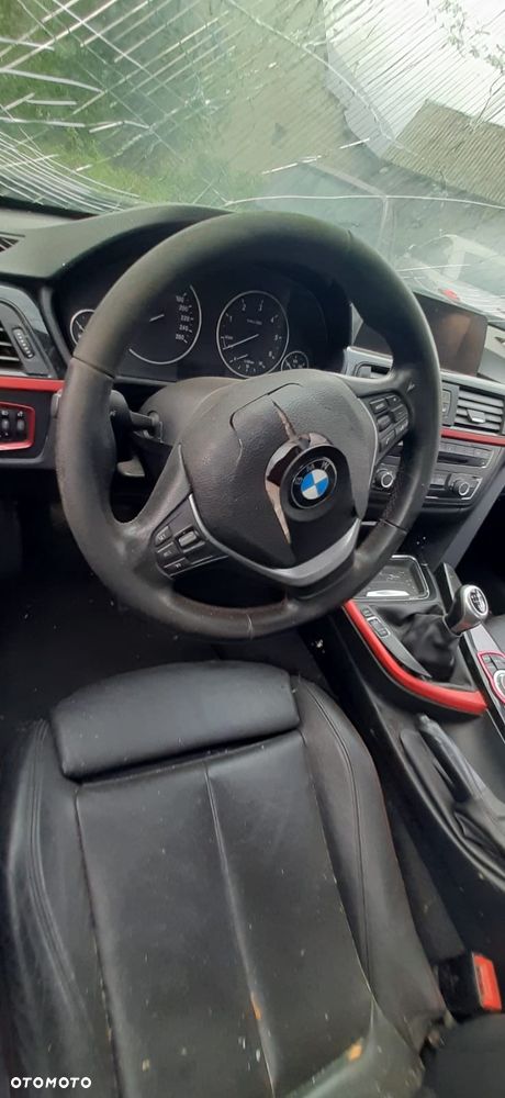 BMW Seria 3 316d - 14