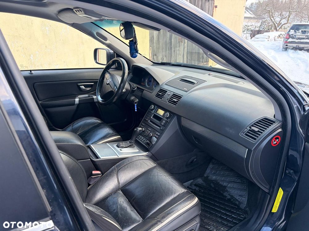 Volvo XC 90 D5 AWD Executive - 26