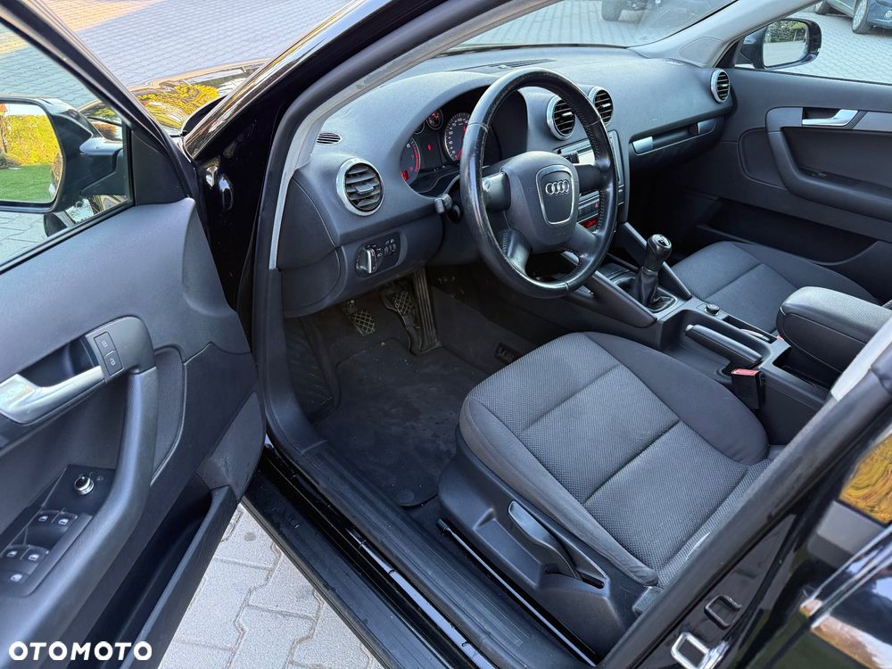 Audi A3 Sportback 1.6 Ambition - 8