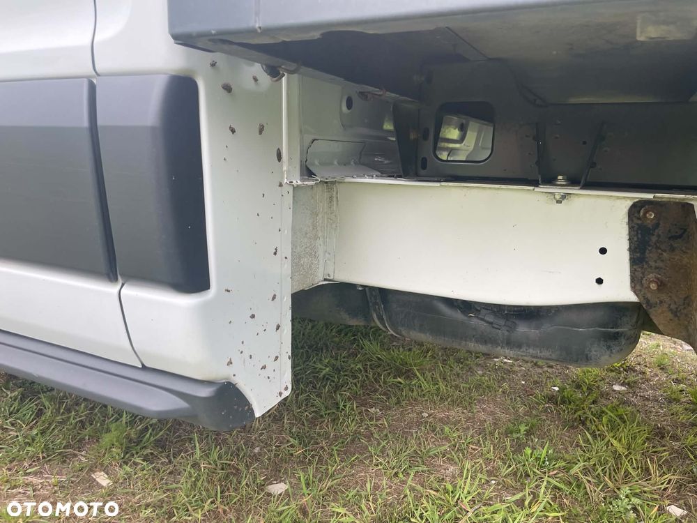 Ford Transit - 13