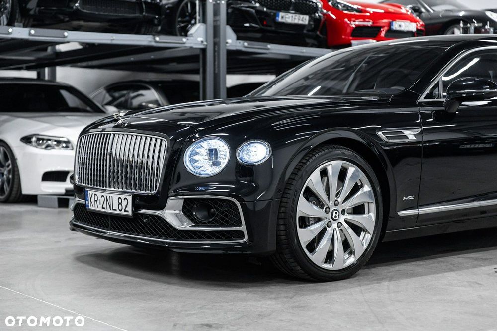 Bentley Flying Spur - 13