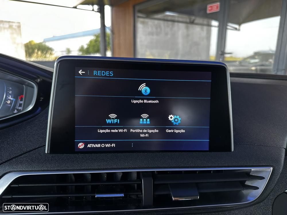Peugeot 5008 1.5 BlueHDi Allure EAT8 - 33
