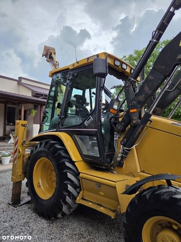 Caterpillar 432D - 11