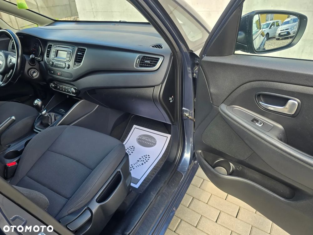 Kia Carens 1.7 CRDi XL 7os - 14