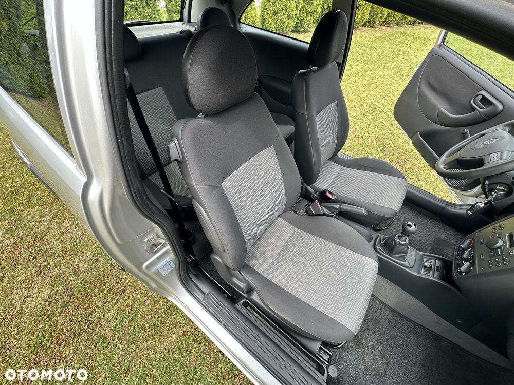 Opel Corsa - 13