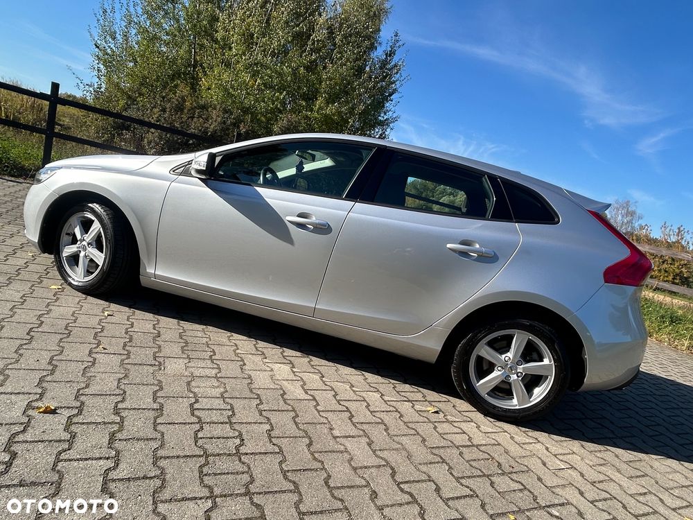 Volvo V40 - 12