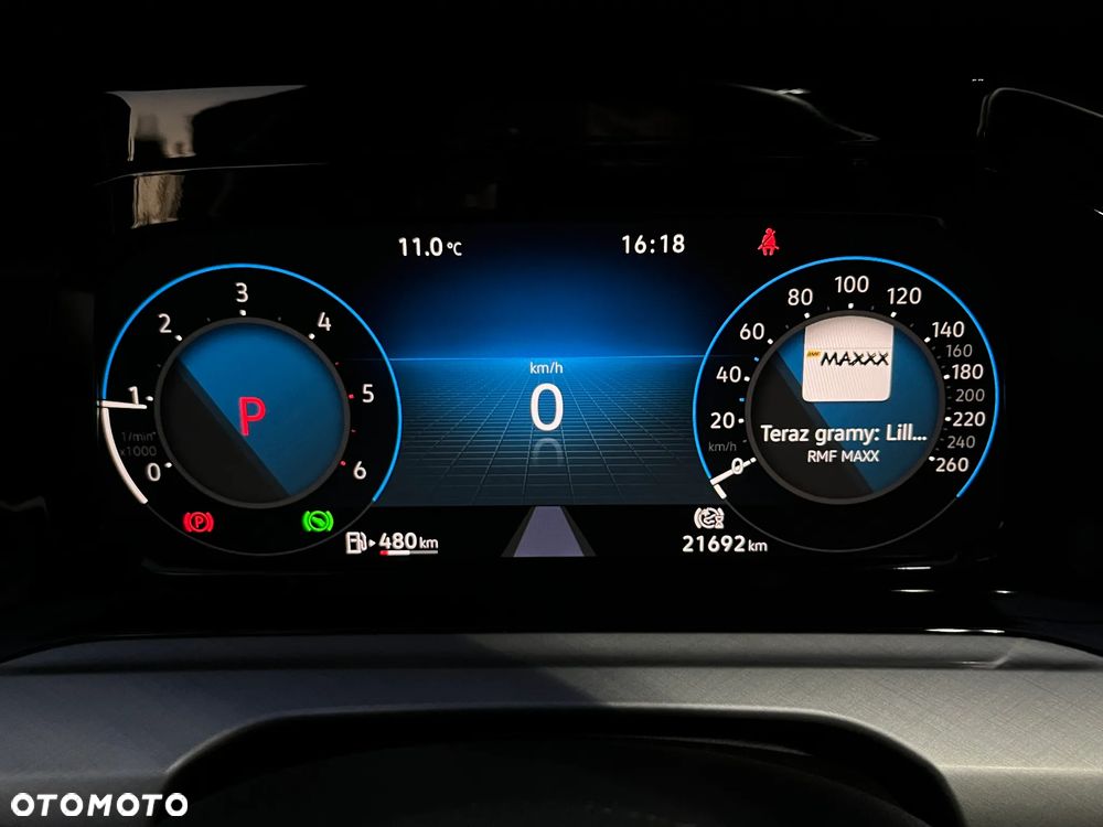 Volkswagen Golf Variant 2.0 TDI SCR DSG Life - 12