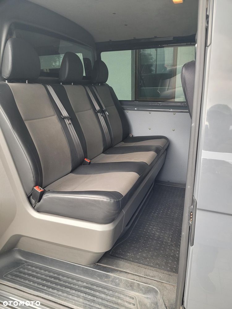 Volkswagen Transporter - 7