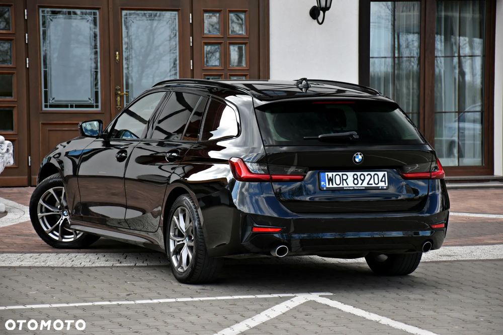 BMW Seria 3 320d Edition M Sport Shadow - 14