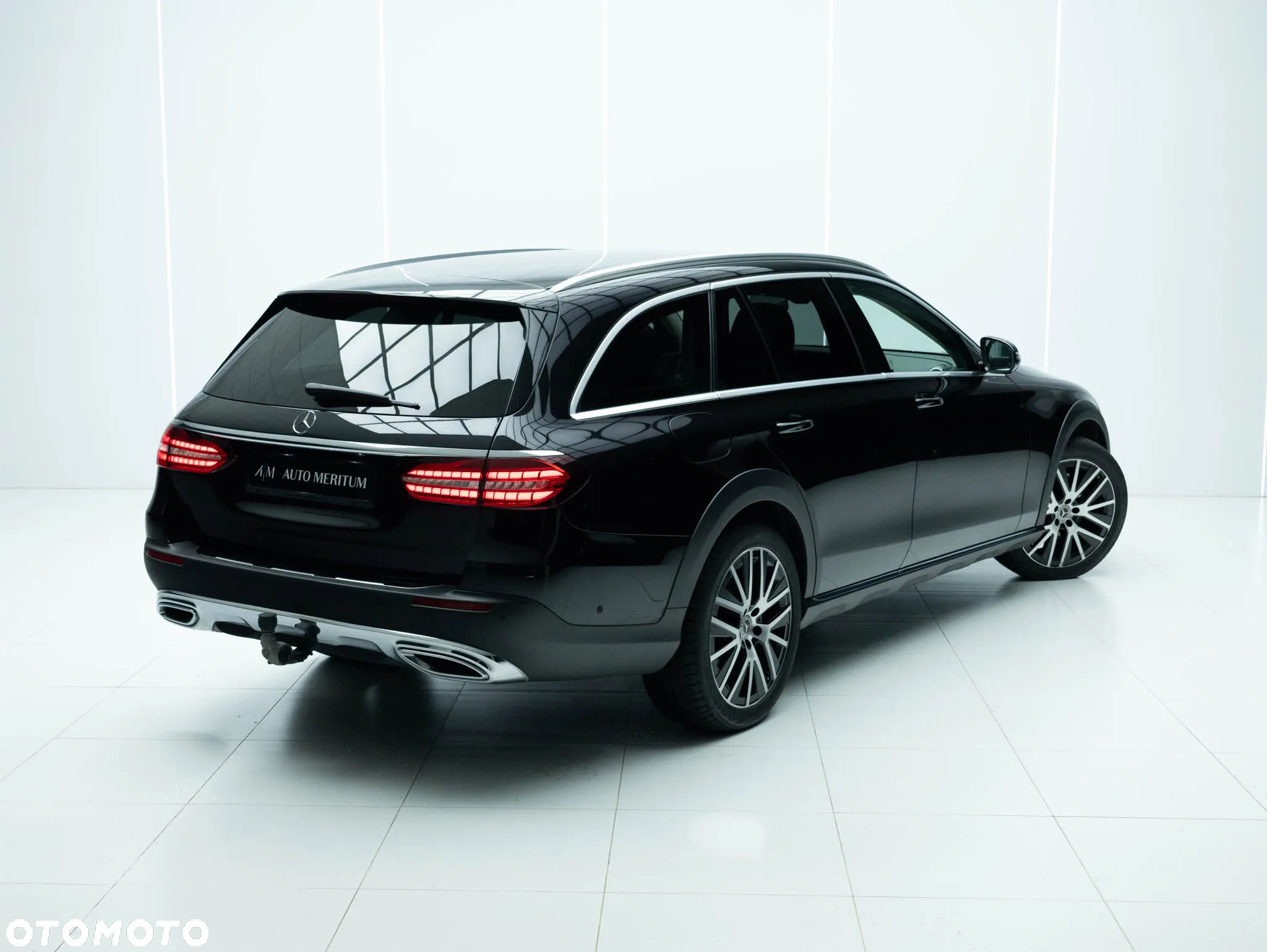 Mercedes-Benz Klasa E 220 d 4-Matic All-Terrain Avantgarde - 6