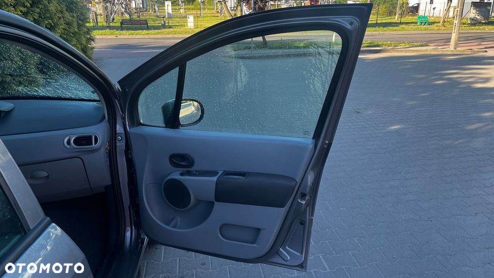 Renault Modus 1.2 16V Night and Day - 16
