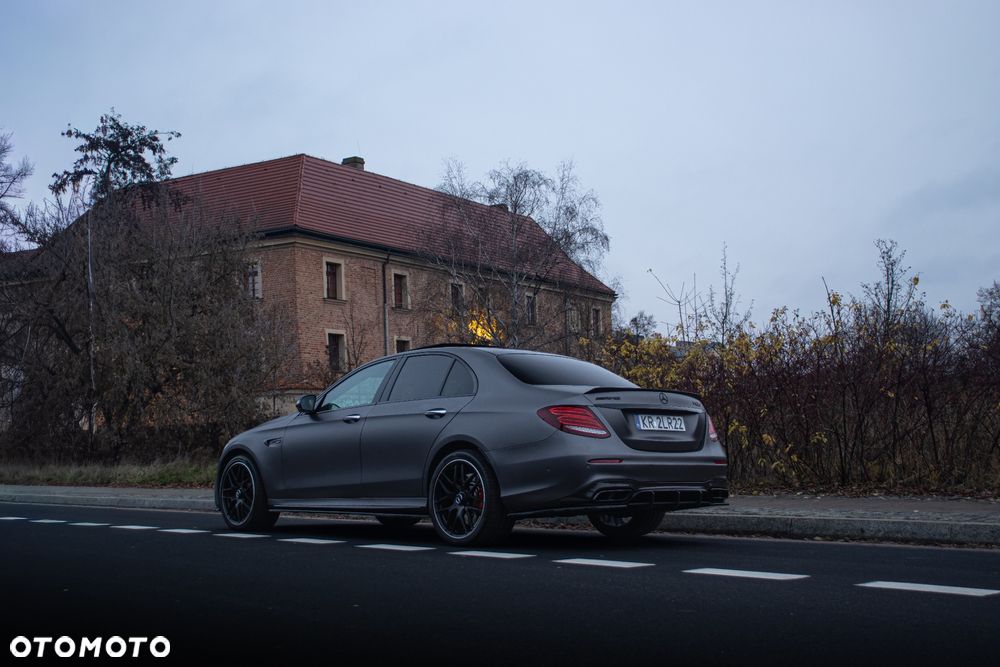 Mercedes-Benz Klasa E - 3