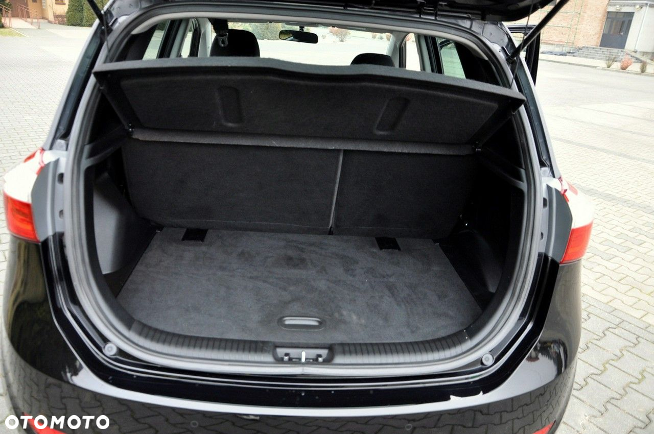 Hyundai ix20 - 38