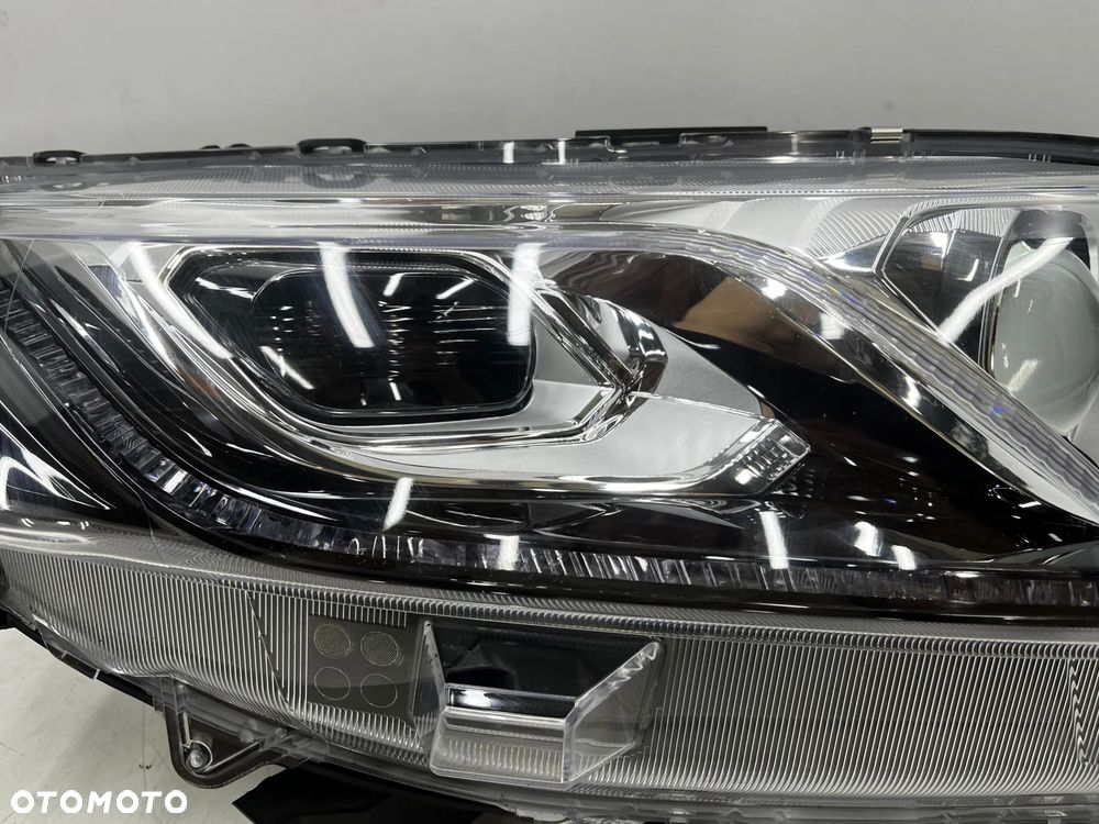 Lampa reflektor Mitsubishi Eclipse Cross 17-20r. PRAWA przednia LED + soczewka Europa 9 pin prawy pr - 5