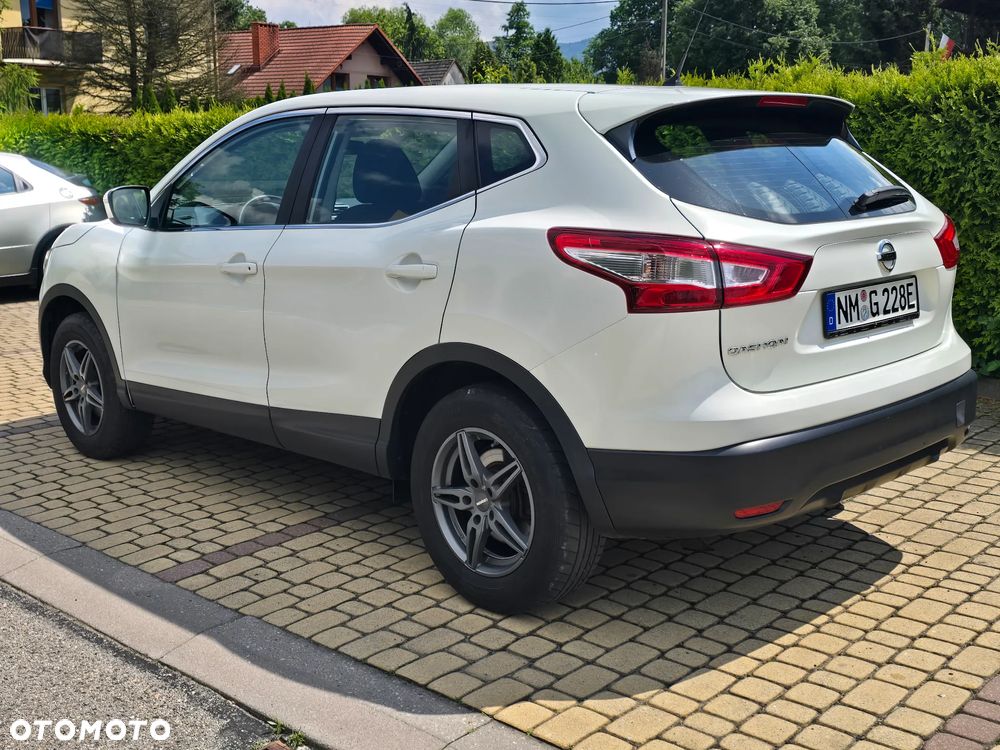 Nissan Qashqai 1.2 DIG-T N-Vision - 8