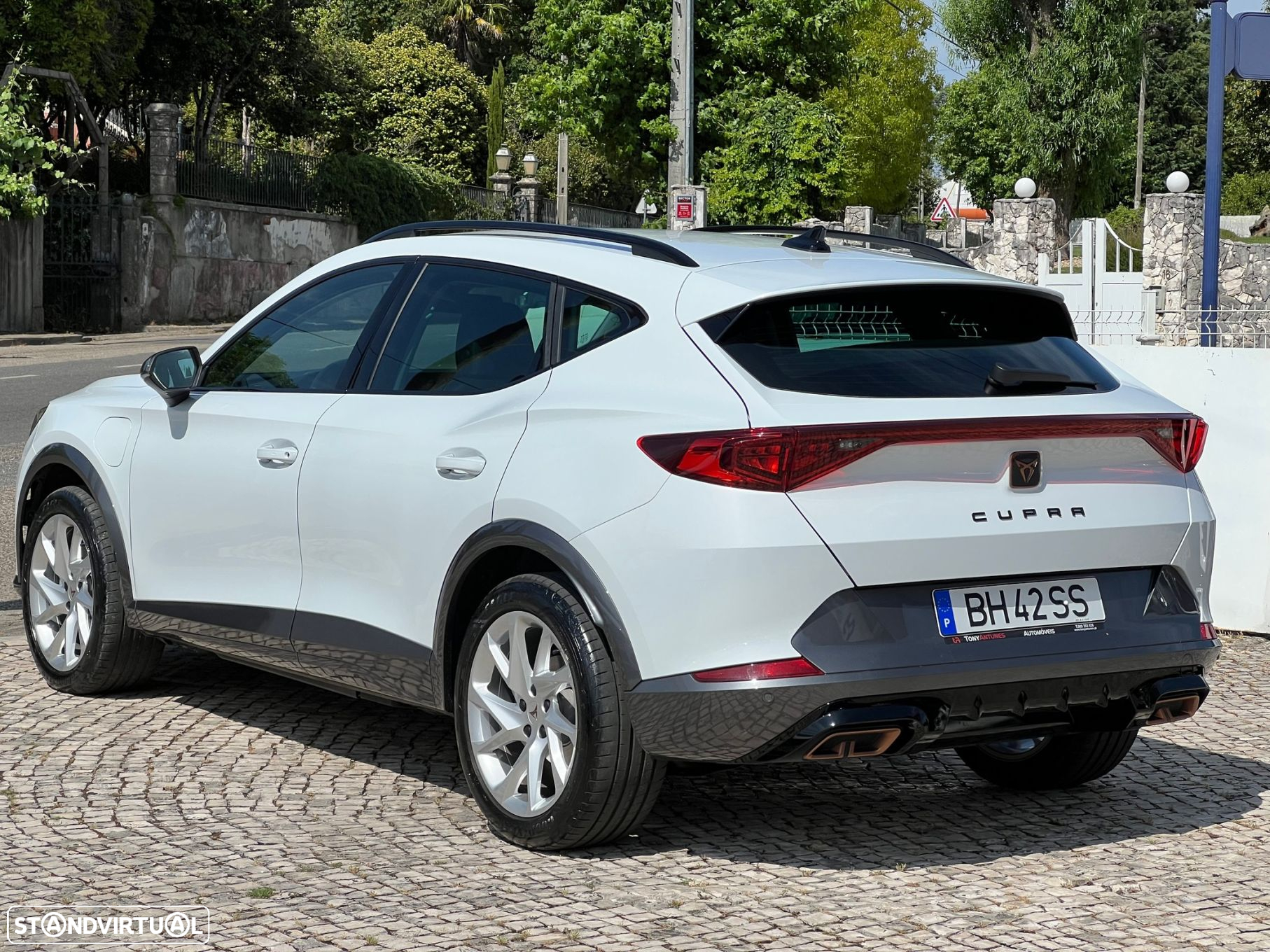 Cupra Formentor 1.4 e-Hybrid Plus DSG - 11