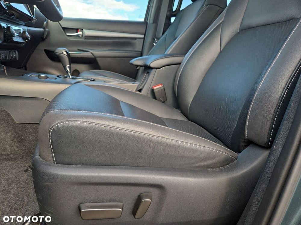 Toyota Hilux 2.8 D-4D mHEV Double Cab Invincible 4x4 - 14