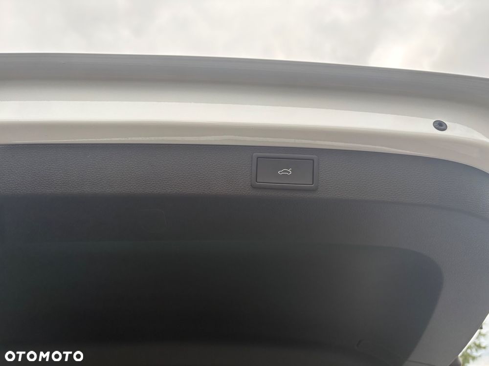 Skoda Karoq 2.0 TDI SCR 4x2 Ambition - 11
