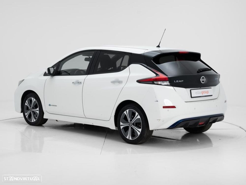 Nissan Leaf - 4