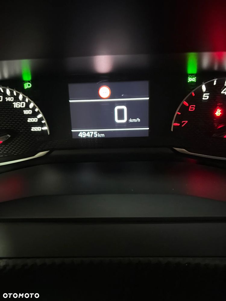 Peugeot 2008 1.2 PureTech Allure Pack S&S - 8