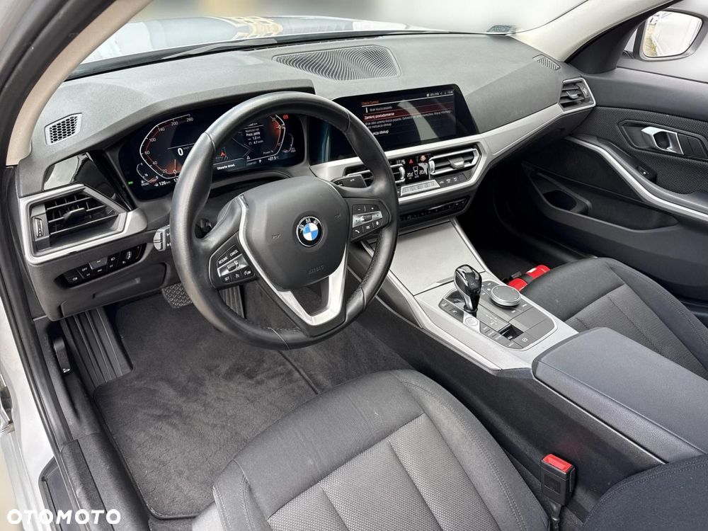 BMW Seria 3 - 8