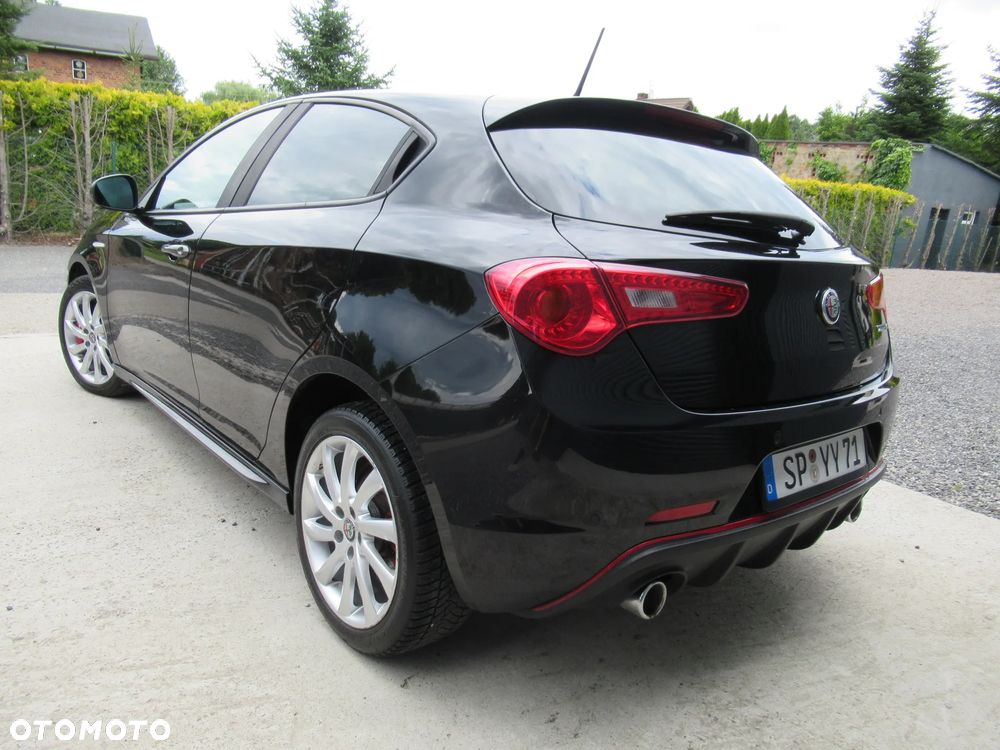 Alfa Romeo Giulietta 2.0 JTDM 16V Sport - 2