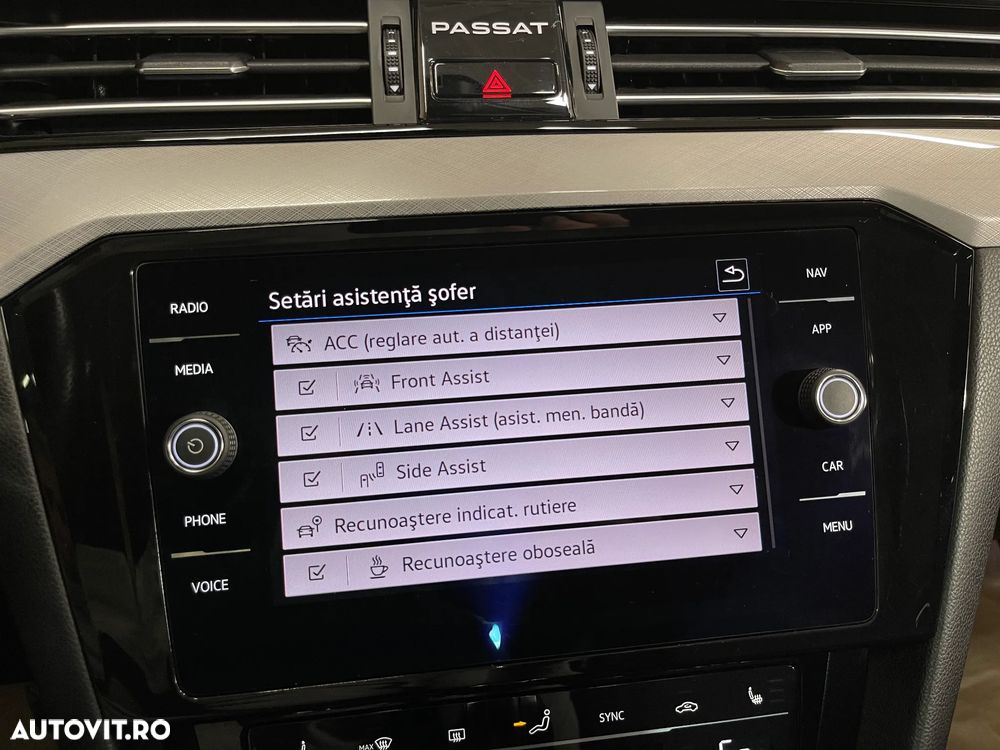 Volkswagen Passat - 19