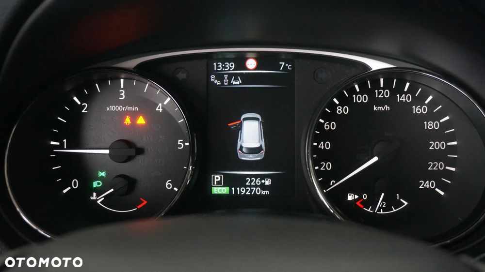 Nissan X-Trail 1.6 DCi Tekna 2WD Xtronic - 8