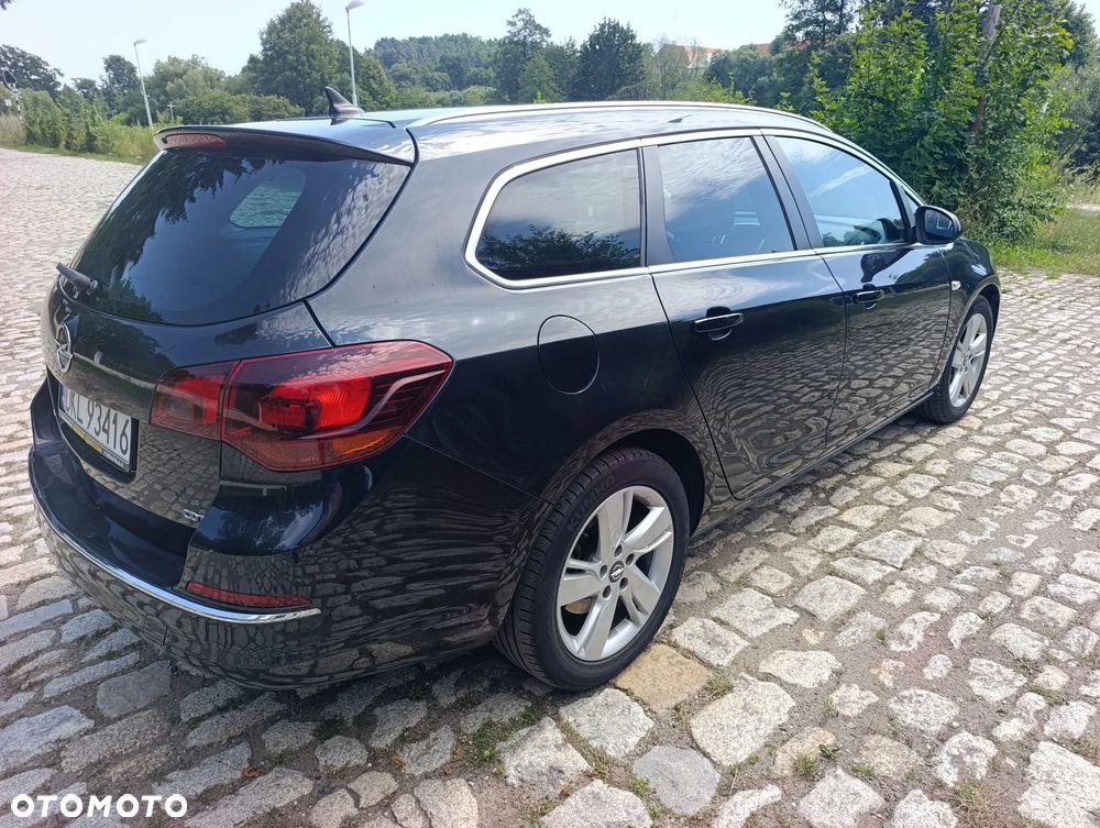 Opel Astra 2.0 CDTI ecoFLEX Start/Stop Exklusiv - 3