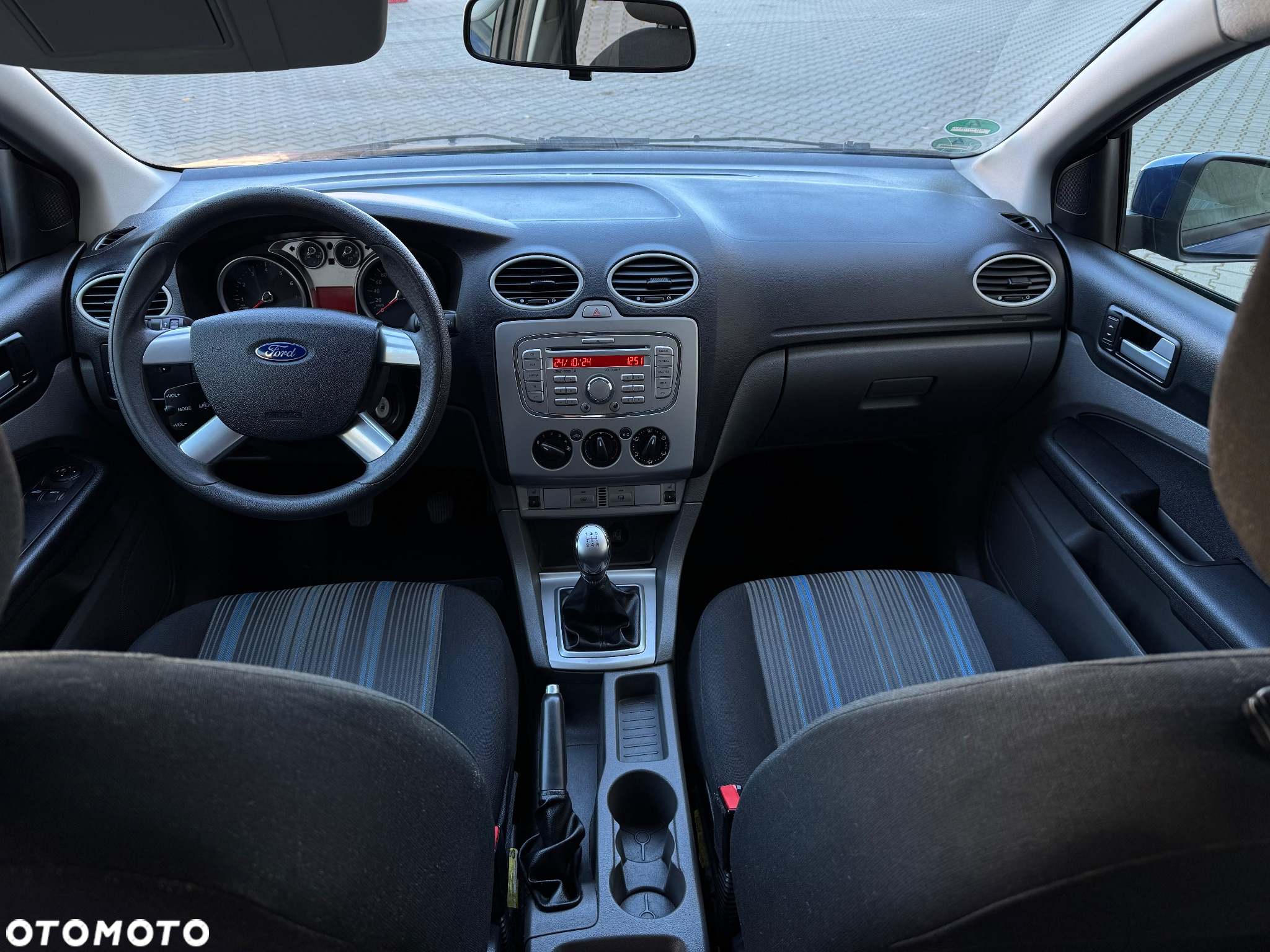 Ford Focus 1.8 Style - 19