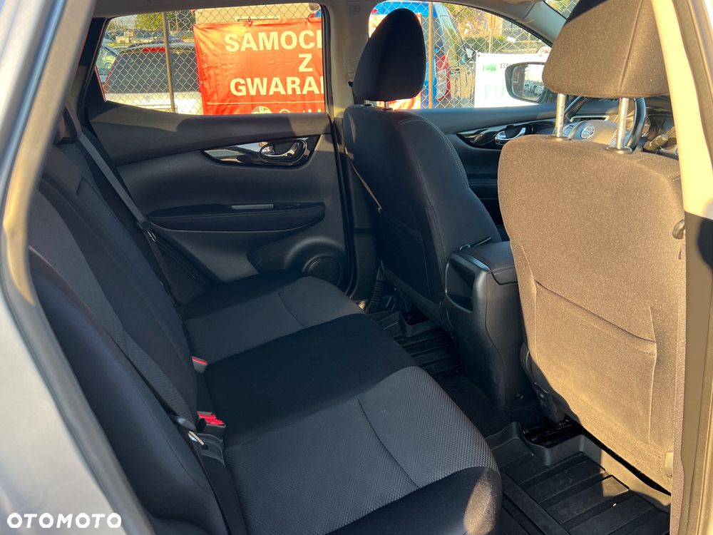 Nissan Qashqai 1.5 dCi Visia - 11