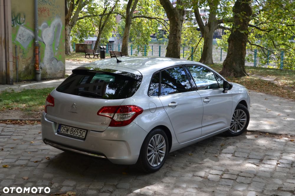 Citroën C4 VTi 120 Attraction - 13