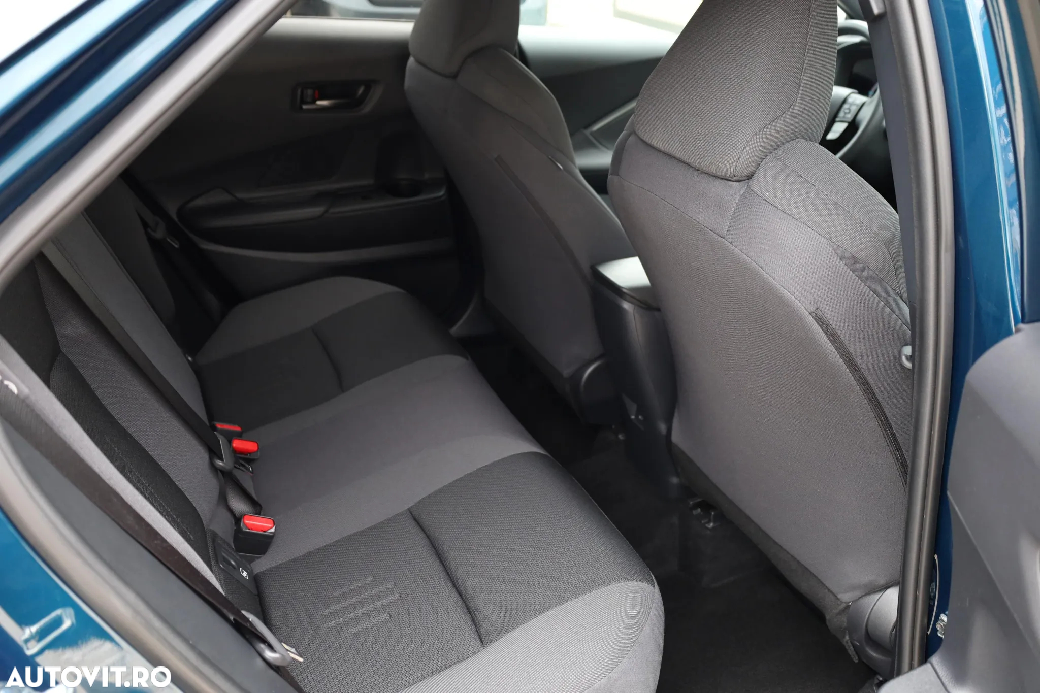 Toyota C-HR 2.0 HSD 184 CP 4x2 CVT Classy - 15