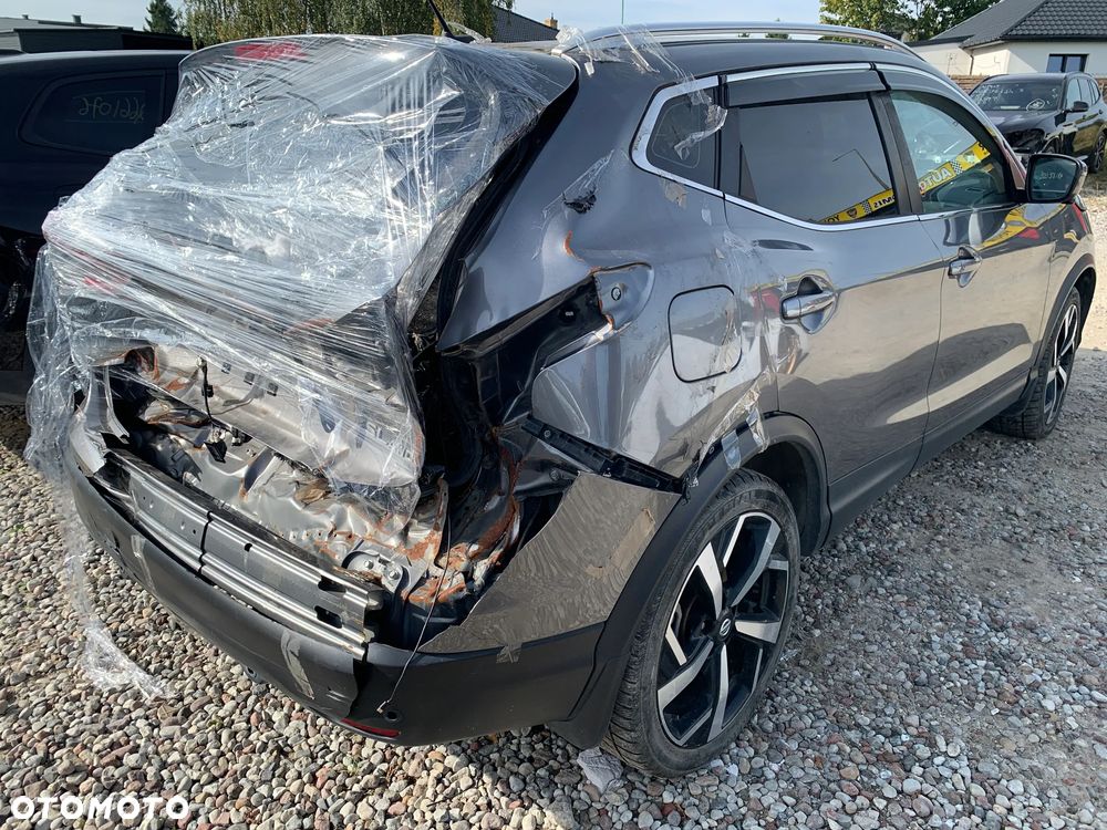 Nissan Qashqai - 4