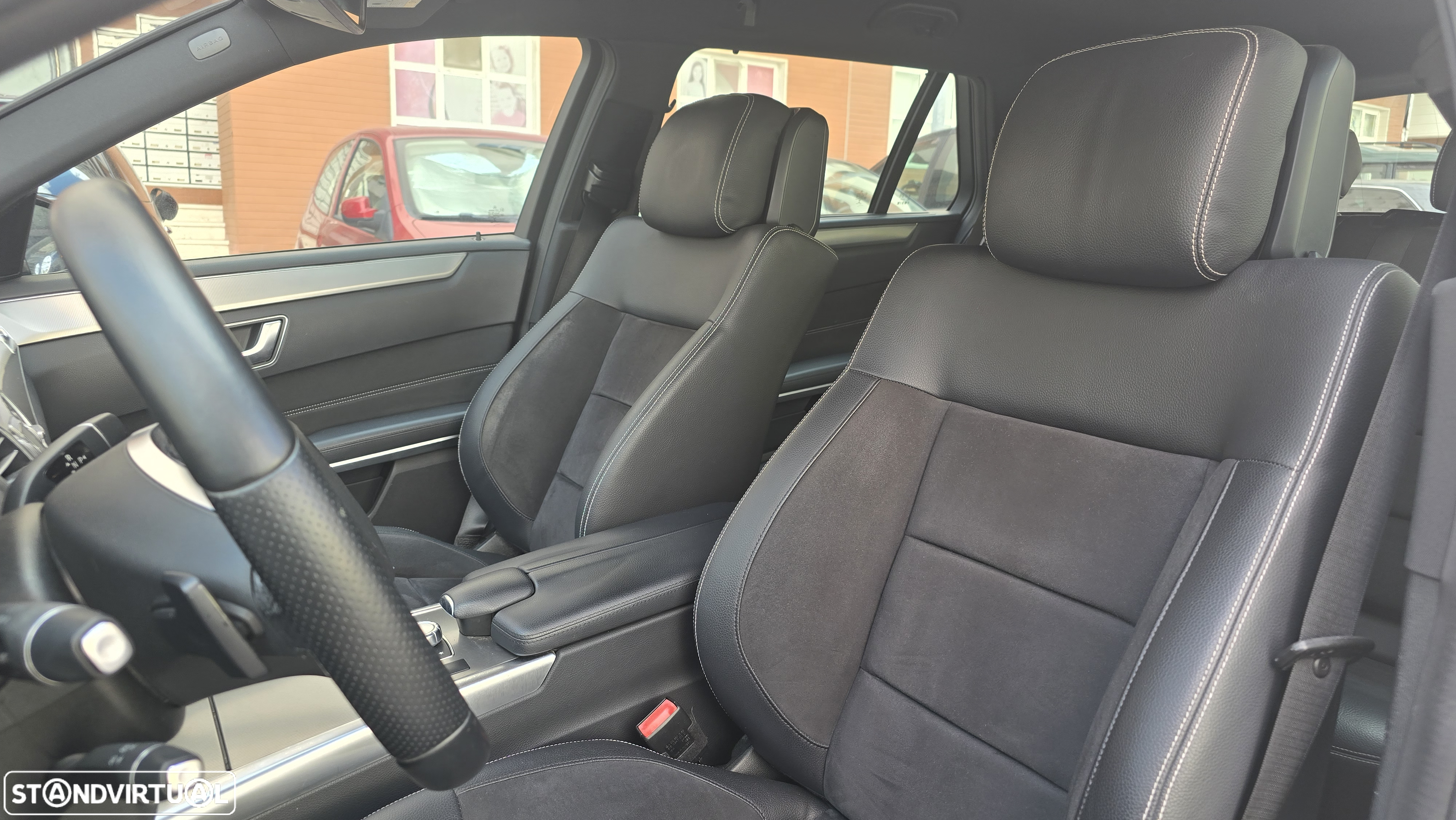 Mercedes-Benz E 300 Bluetec Hybrid Avantgarde - 15