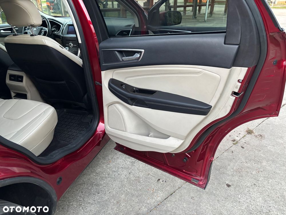 Ford Edge - 19