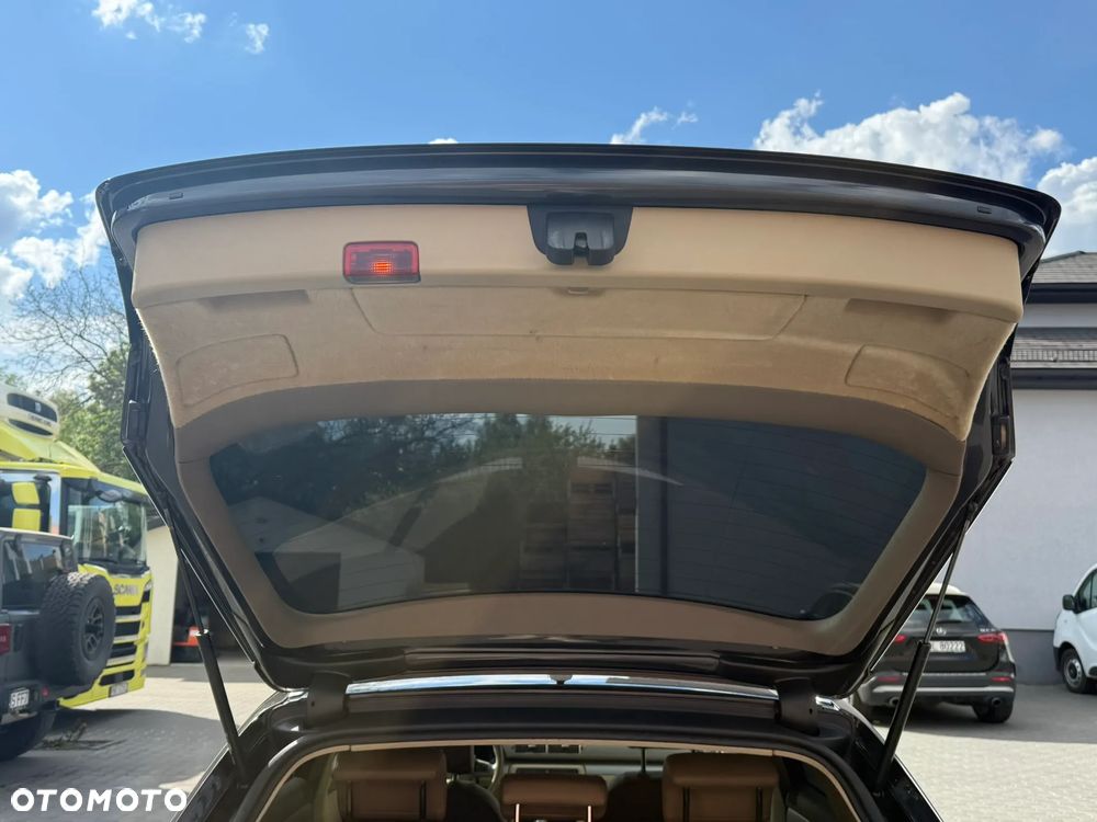 Audi A4 Avant 2.0 TDI - 10