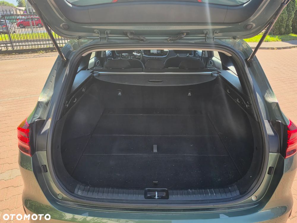 Kia Ceed 1.5 T-GDI M - 11