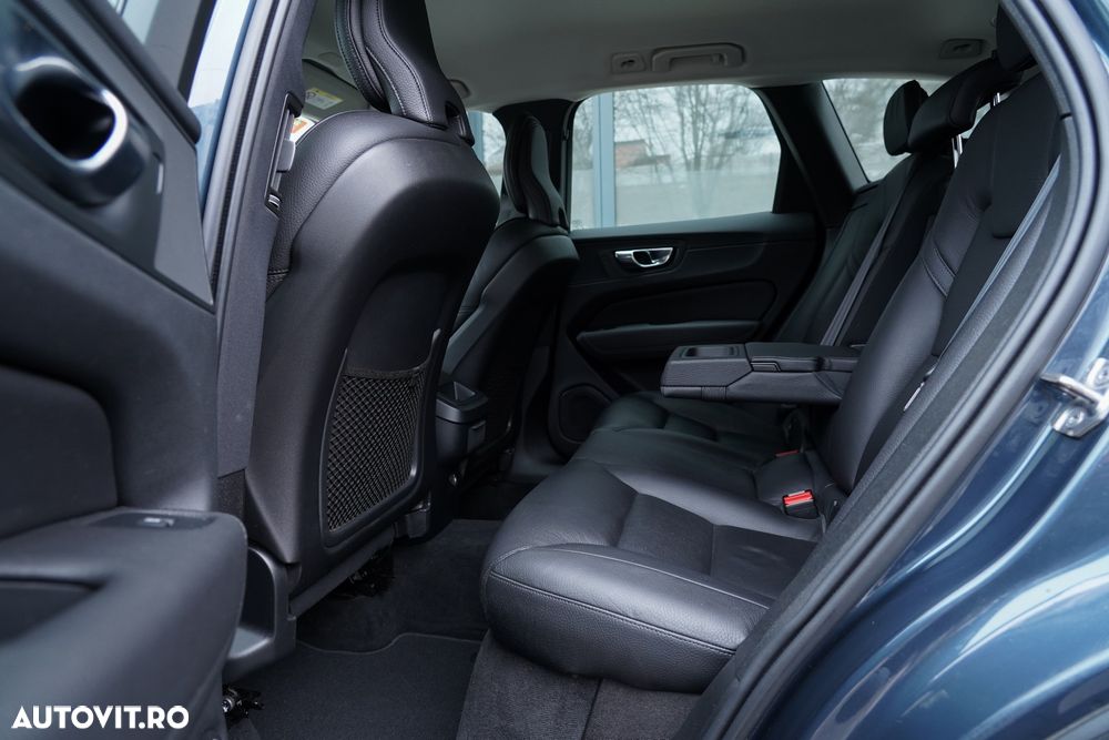 Volvo XC 60 B5 D AWD Geartronic Inscription - 24