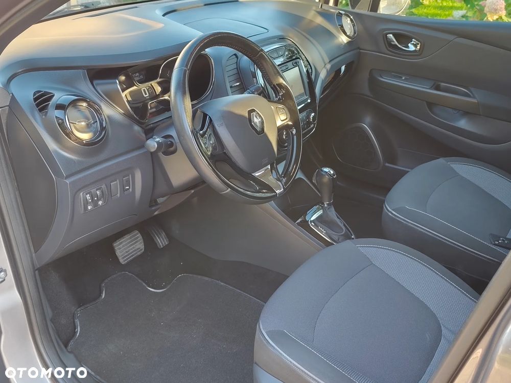 Renault Captur - 23