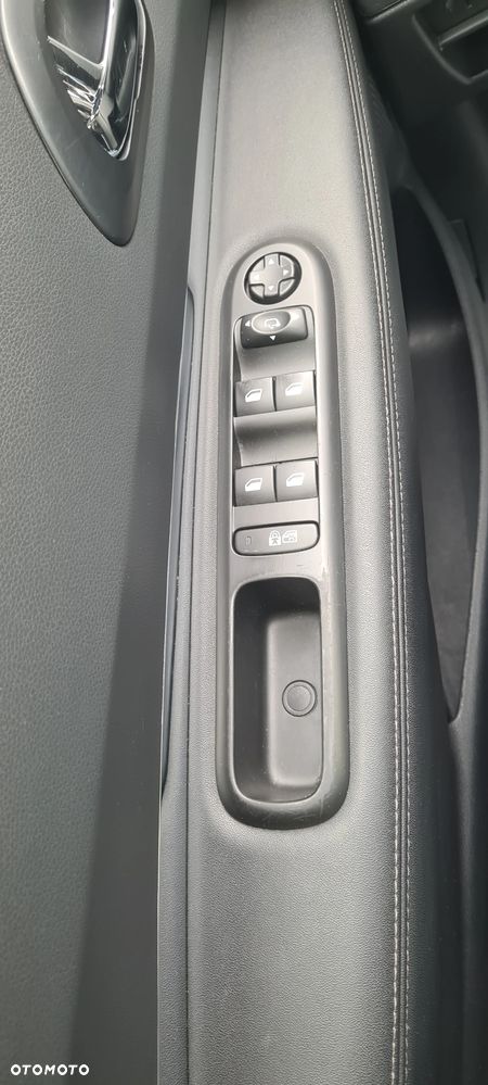 Peugeot 3008 e-HDi 115 ETG6 Stop&Start Allure - 38