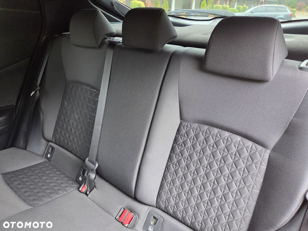 Toyota C-HR 1.8 Hybrid Executive - 32