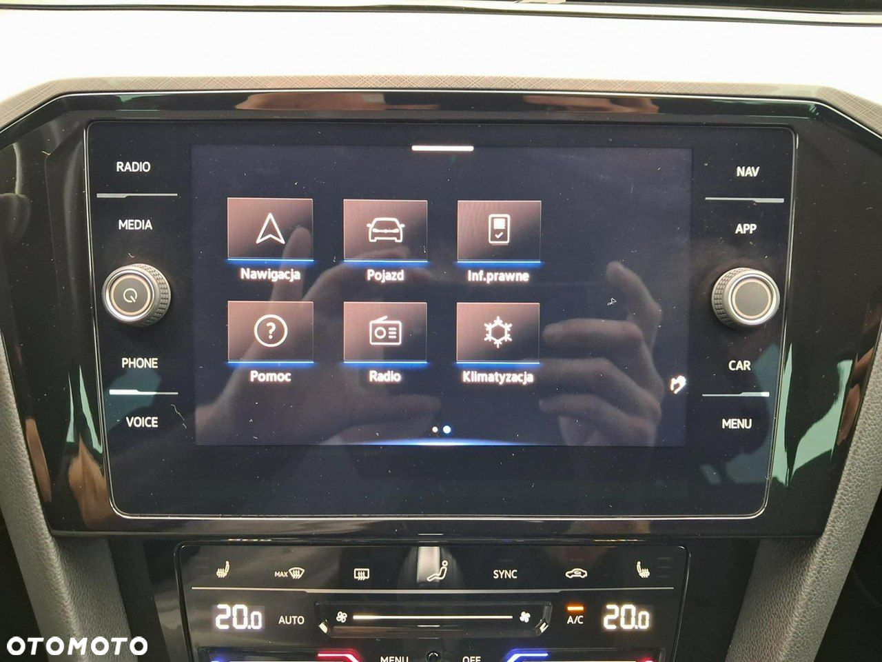 Volkswagen Passat - 21